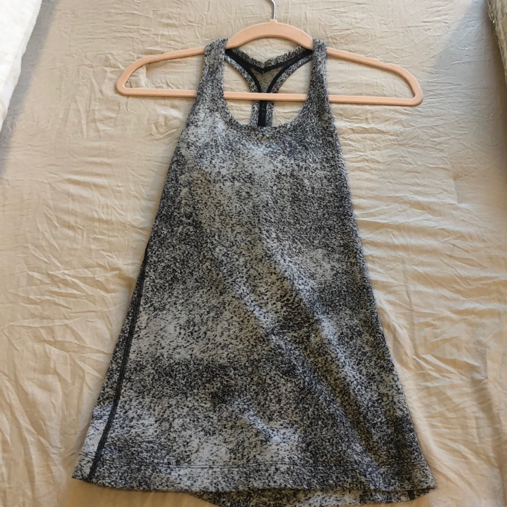 Lululemon tank top